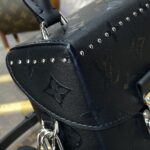 Replica Louis Vuitton Camera Box Black II