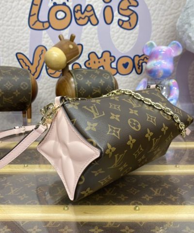Replica Louis Vuitton Bloom Pouch - designer handbag clone