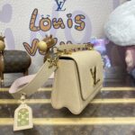Replica Louis Vuitton Twist Golden