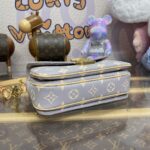 Ρεπλίκα Louis Vuitton Pochette Metis East West Grey