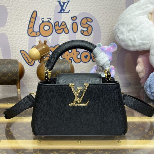 Replica Loius Vuitton Capucines East West Black