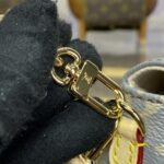 Replica Louis Vuitton Wallet On Chain Ivy Grey