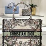 Replica Dior Tote Book Sunflower Autumn