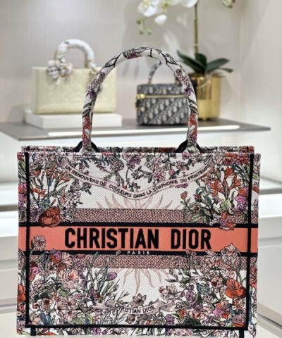Fake Dior Tote Book Sunflower Spring - 1:1 premium replica handbag