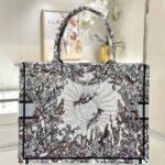 Replica Dior Tote Book Sun Flower Winter - 1:1 premium replica handbag