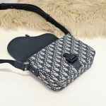 img_a189b943_20240611_i1718036292_4611_2.jpg Replika Dior Saddle Messenger Bag Oblique