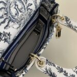 img_d39c4a05_20240412_i1712898215_9574_4.jpg Replica Lady Dior D – Lite Blue Zodiac