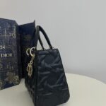 img_d39c4a05_20240815_i1723691497_4620_7.jpg Replica Lady Dior Medium Black