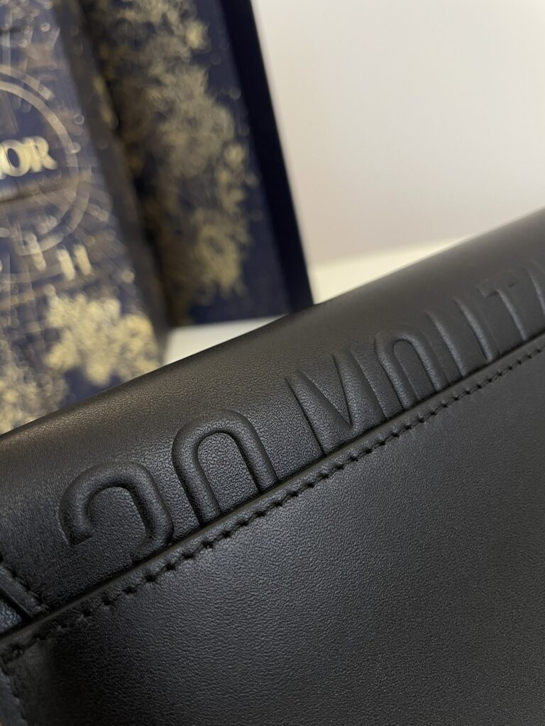 Dior Bobby East-West Black - Image 6
