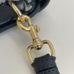 Replica Dior Bobby East – West Cd