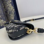 Replica Dior Bobby East – West Cd