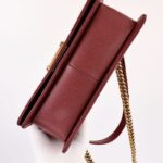 CHANEL Le Boy Red