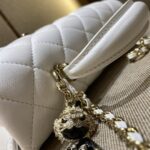 Bolsa Chanel CF Lion Branca de 20 cm - Réplica Premium 1:1