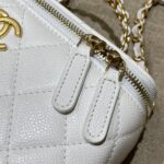 CHANEL 22S Handle Box Bag White