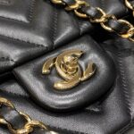 CHANEL Classic Flap 25cm V Black - top-grade luxury bag dupe