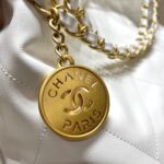 CHANEL 22 Small Handbag White
