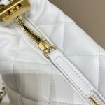 CHANEL 22s Rhinestone Hobo White - replica di borsa di alta qualità