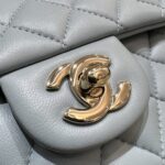 20220820_i1661007903_8383_3.jpg CHANEL CF 20 cm Leijonanharmaa - 1:1 premium-kopiokäsilaukku