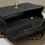 CHANEL CF 20 cm Handle Black