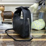 Replica Louis Vuitton Why Knot Black
