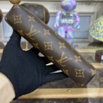 Replica Louis Vuitton Pallas Clutch Black