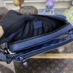 Replica Louis Vuitton Trio Messenger Blue