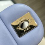 CHANEL Classic Flap 23cm Vaaleansininen - edullinen luksusreplikalaukku