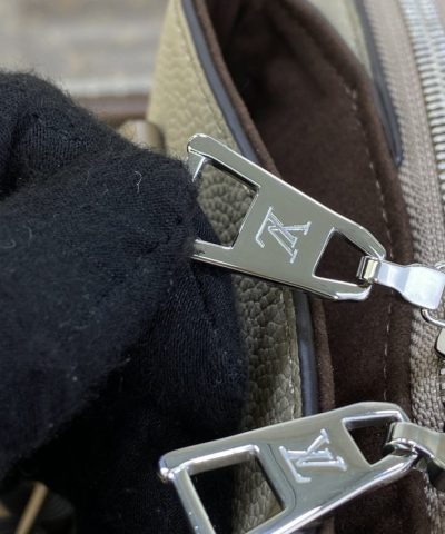 Replica Louis Vuitton Humea Beige - ultra-realistic fake purse