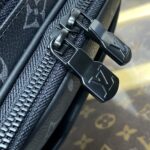 Replica Louis Vuitton Alpha Messenger Black Canvas
