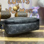 Replica Louis Vuitton Alpha Messenger Black Canvas