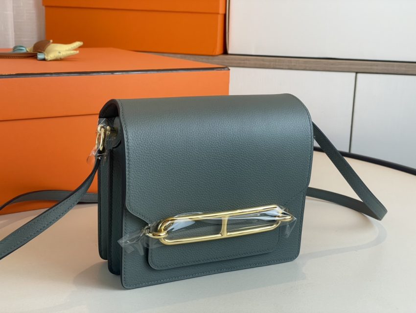 i1671511618_4769_8 Hermes Sac Roulis Almond Green