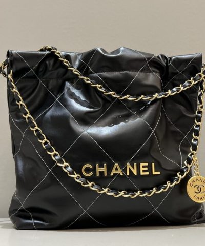 CHANEL 22 Small Handbag Black - best quality fake designer bag