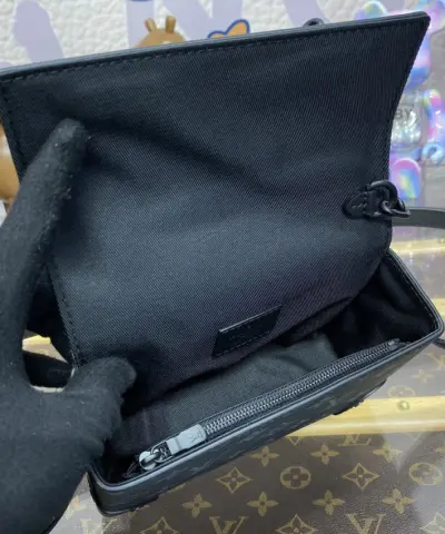 Fake Louis Vuitton Steamer Wearable Wallet Black Canvas - premium superclone handbag