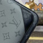 Replica Louis Vuitton Trio Messenger Grey - high-quality designer bag dupe