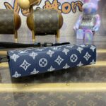 Replica Louis Vuitton Gaston Wearable Wallet Blue