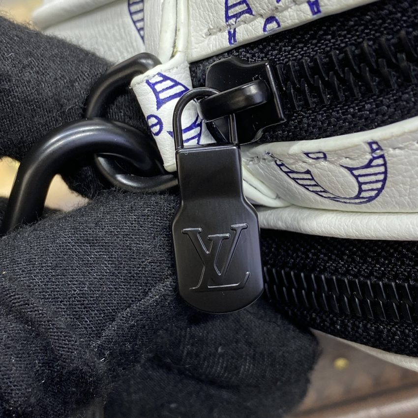 img_1698de7a_20240504_i1714823267_9578_0.jpg Louis Vuitton Alpha Messenger White Canvas