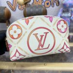 Replica Louis Vuitton Pochette Cosmétique Orange - designer handbag clone