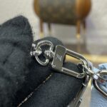 Replica Louis Vuitton Multi Pochette Accessoires Vaaleansininen