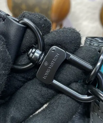 Fake Louis Vuitton Trio Messenger Grey&Tiffany - ultra-realistic fake purse