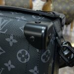 img_1698de7a_20240721_i1721561278_491_5.jpg Replica Louis Vuitton Soul Trunk East West Black - borsa di lusso di prima qualità