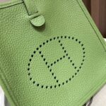 Replica Hermès Evelyne II Tpm Light Green - 1:1 premium replica handbag
