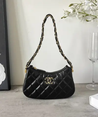 CHANEL 23k armpit bag small - top-grade luxury bag dupe