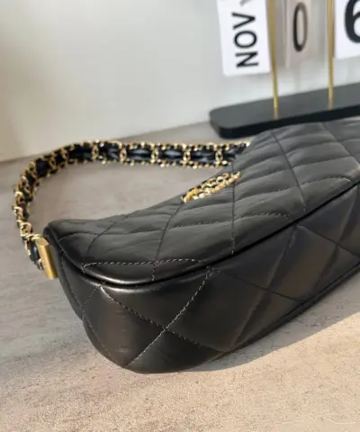 CHANEL 23k armpit bag small - high-quality designer bag dupe