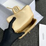 CHANEL Classic Flap Handle - top-grade luxury bag dupe