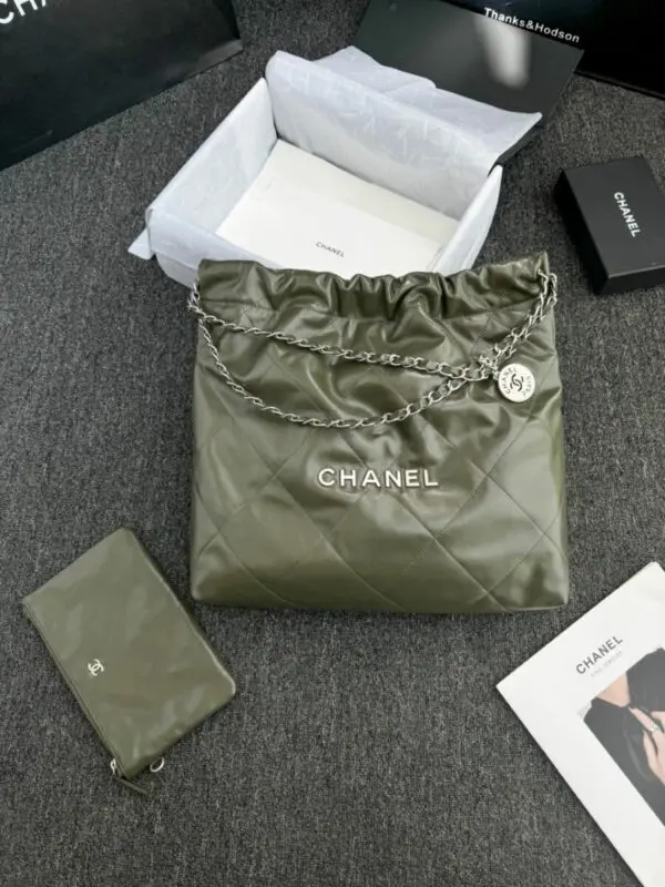CHANEL 22 Medium Handbag Pink Greed - best quality fake designer bag