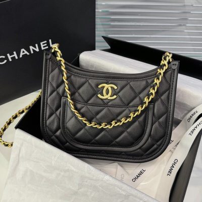 CHANEL 24s Hobo Black