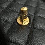 CHANEL Classic Flap 20cm Black Caviar - borsa di lusso di prima qualità