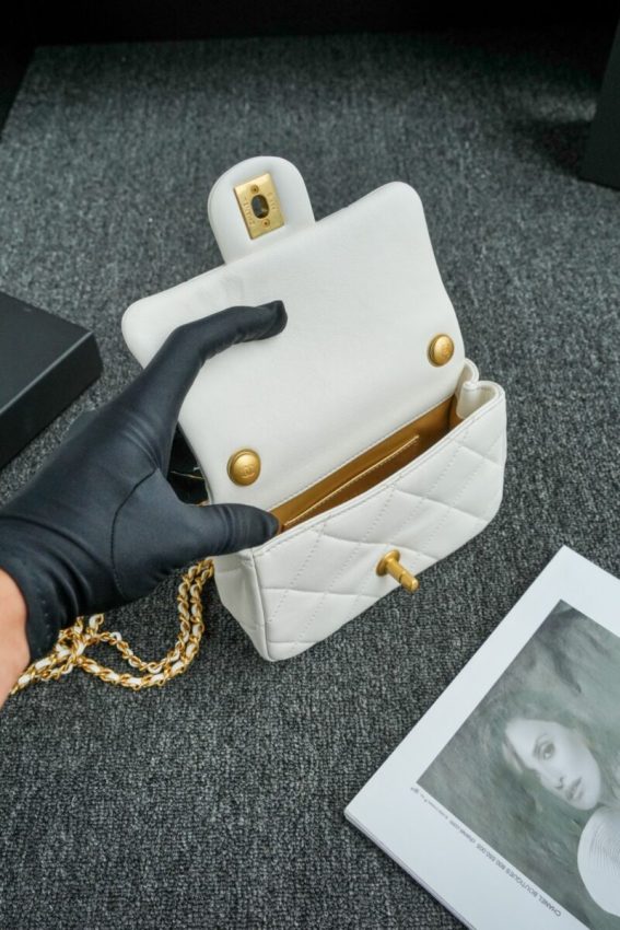 wsxcWeb_6e471929_o_1htr8d9d510t75sgs17hm7rt28.jpeg CHANEL CF Double Pearl White