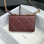 CHANEL 19 Wallet on Chain - high-end replica designer purse