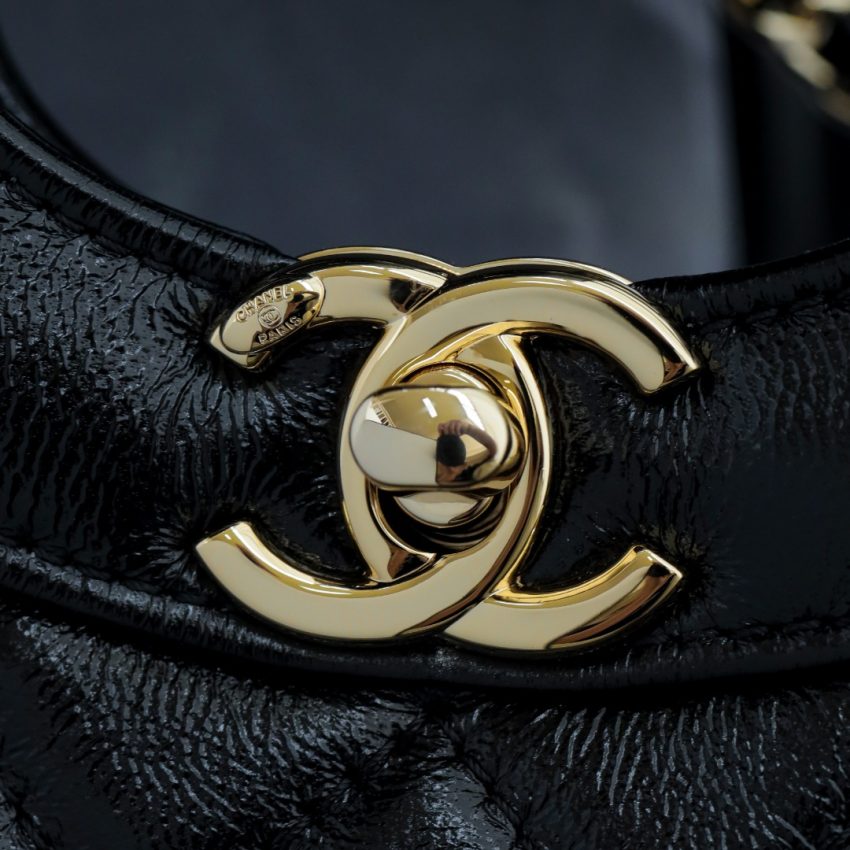 wsxcWeb_6e471929_o_1hvbnphqf1gi1nth1qod1hmi1l780.jpeg CHANEL 24s Horizontal Small Black